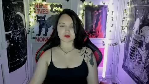 Snapshot of catrine_cute chatting on June 22, 2026, 6:43 am Catrine online show from June 22, 2026, 6:43 am