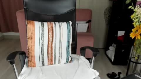 catta cat18 online show from January 30, 2025, 9:25 pm