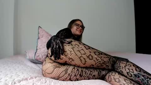 Snapshot of cattaleya_rose chatting on May 5, 2026, 9:12 pm Catta online show from May 5, 2026, 9:12 pm