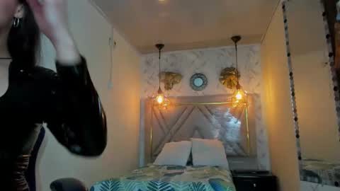 Snapshot of cattia_koller chatting on November 13, 2025, 5:06 am CATTIA online show from November 13, 2025, 5:06 am