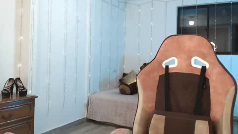  Cattleya you can tell me Leya too.     online show from March 10, 2025, 2:17 am