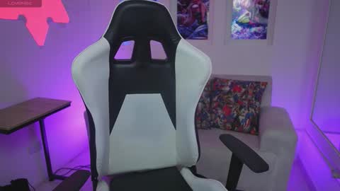 cattleyascaly online show from September 27, 2025, 7:30 pm