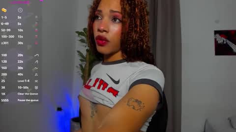 Snapshot of catty_noir1 chatting on December 17, 2025, 10:16 pm Catty online show from December 17, 2025, 10:16 pm