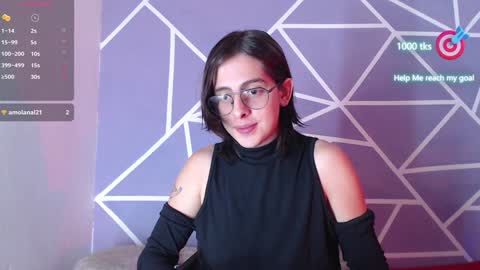 cava_pretty online show from January 3, 2025, 9:58 am