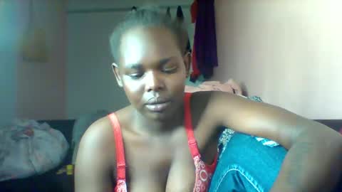 Snapshot of cavy_sweet chatting on March 31, 2026, 3:23 pm Mecy online show from March 31, 2026, 3:23 pm