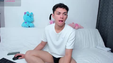 Cayden online show from December 21, 2025, 11:45 pm