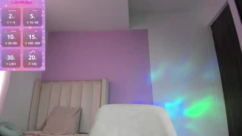 Cay online show from September 9, 2025, 11:54 am