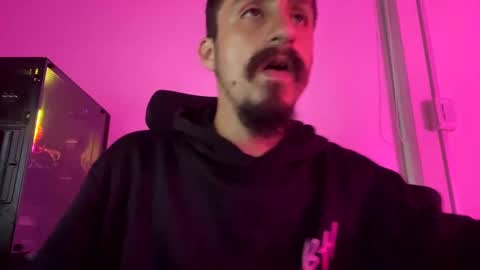 cayu_frensh94 online show from January 10, 2025, 11:08 pm