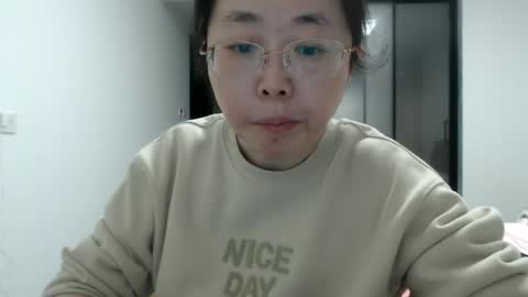 ANNYANNY online show from January 7, 2025, 4:48 pm