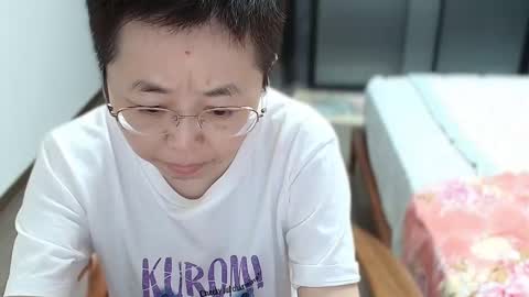 ANNYANNY online show from September 17, 2025, 5:03 pm