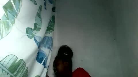 cclanioo online show from June 5, 2026, 7:03 am