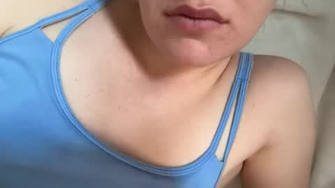Snapshot of cclavender chatting on April 8, 2026, 2:06 pm Claire online show from April 8, 2026, 2:06 pm