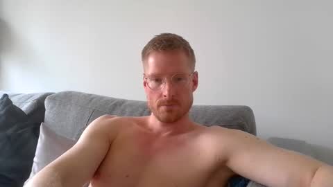 Snapshot of ccloser87 chatting on February 7, 2026, 12:20 pm ccloser87 online show from February 7, 2026, 12:20 pm