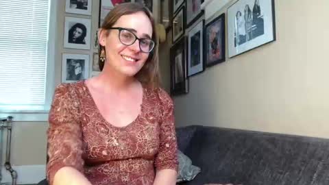 Cecily Saint Claire online show from February 18, 2025, 5:10 pm