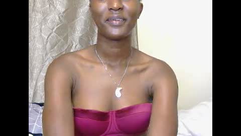 Snapshot of cee_queen chatting on June 2, 2026, 2:30 pm cee_queen online show from June 2, 2026, 2:30 pm