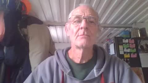 Chuck online show from November 9, 2025, 10:41 pm