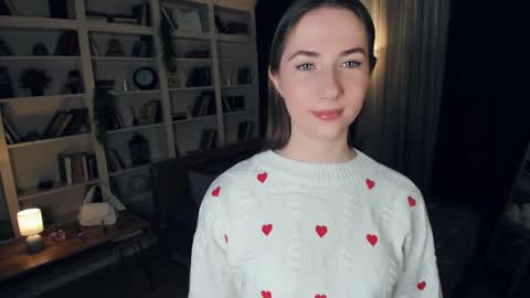 Josie Manesi online show from December 23, 2024, 8:14 pm