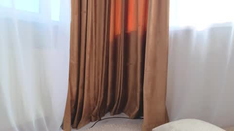 Josie Manesi online show from March 21, 2026, 8:19 am