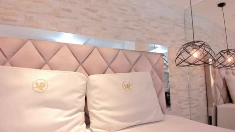  CELENE  online show from March 6, 2025, 10:26 pm