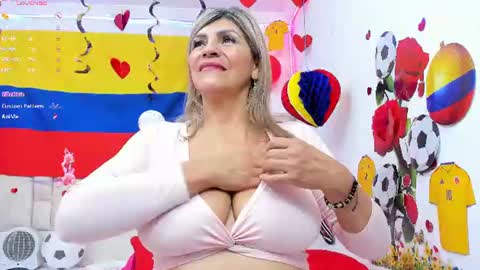 Snapshot of celeste_lincon chatting on June 26, 2026, 1:10 am Celeste Lincon online show from June 26, 2026, 1:10 am