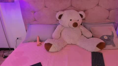 Celeste online show from April 20, 2026, 11:46 am