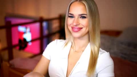 Snapshot of celeste_www chatting on April 25, 2026, 8:06 am Sunflower online show from April 25, 2026, 8:06 am
