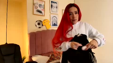 Snapshot of celestee15_ chatting on June 20, 2026, 11:13 am Celeste online show from June 20, 2026, 11:13 am
