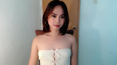 celestegoddessxxx online show from May 23, 2026, 9:30 pm