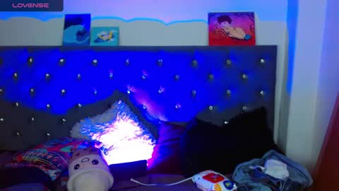 I am Valentinn online show from February 23, 2025, 1:35 am