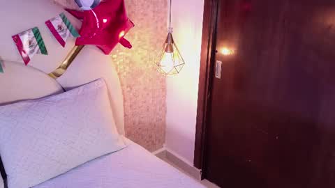 celestte_sm online show from June 24, 2026, 7:13 pm