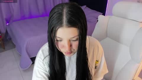 Snapshot of celesttee_21 chatting on June 9, 2026, 9:59 pm Celesttee online show from June 9, 2026, 9:59 pm