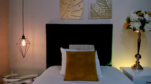 Celeste Quenn online show from April 21, 2026, 12:00 pm