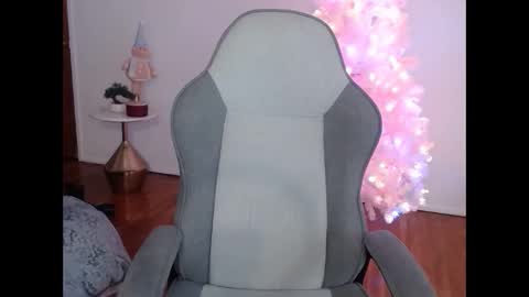 Celine Costas online show from January 7, 2026, 1:24 pm