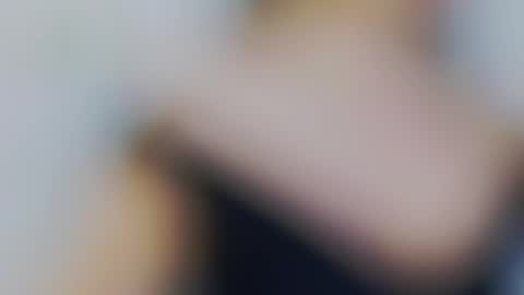 CelineMeyer online show from November 5, 2025, 6:46 am