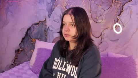 Hello guys my name is Sofi and Lizzie and  Vanessa online show from February 6, 2026, 3:33 am