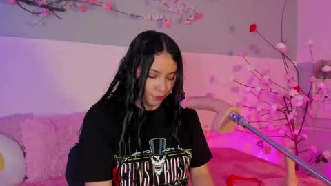 Hello guys my name is Sofi and Lizzie and  Vanessa online show from April 19, 2026, 8:33 pm