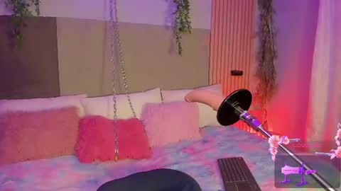 Snapshot of centaurigirls chatting on June 25, 2026, 4:11 pm Hello guys my name is Sofi and Lizzie and Vanessa online show from June 25, 2026, 4:11 pm