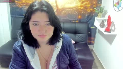 Cerecita  online show from December 6, 2024, 12:38 pm