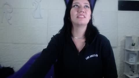 Cerecita  online show from January 23, 2025, 3:43 pm