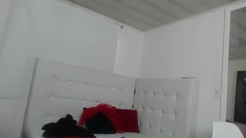 Cerecita  online show from January 31, 2025, 7:18 pm