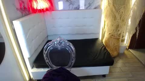 Cerecita  online show from November 7, 2025, 11:32 am