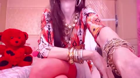 Snapshot of cerisedodd chatting on February 11, 2025, 3:29 am Cerise online show from February 11, 2025, 3:29 am