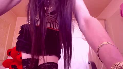 Snapshot of cerisedodd chatting on February 12, 2025, 3:18 am Cerise online show from February 12, 2025, 3:18 am