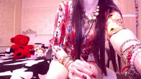 Snapshot of cerisedodd chatting on November 14, 2025, 12:42 am Cerise online show from November 14, 2025, 12:42 am