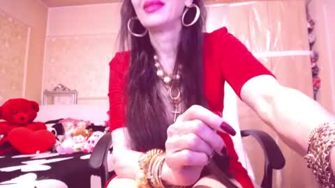 Cerise online show from June 20, 2026, 12:14 am
