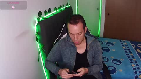 Cerso online show from February 15, 2025, 3:06 pm