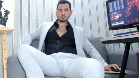 Cesar online show from April 22, 2026, 4:52 pm