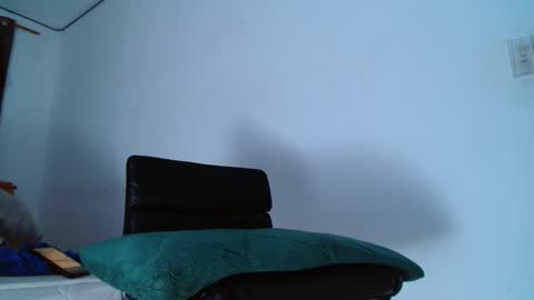 cesar_master_ online show from October 2, 2025, 9:33 pm