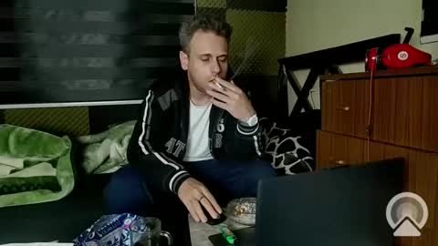 cezar online show from January 4, 2025, 6:30 pm