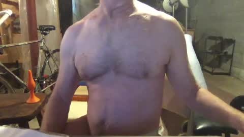 cfnmworkout1 online show from June 4, 2026, 5:52 pm